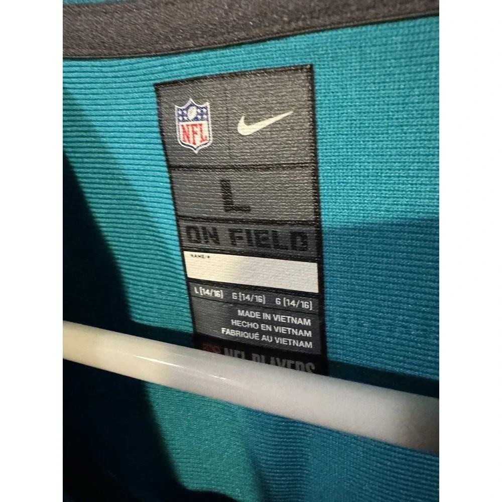 Nike Youth NFLPA Tua Tagovailoa #1 Miami Dolphins Football Jersey Size Large